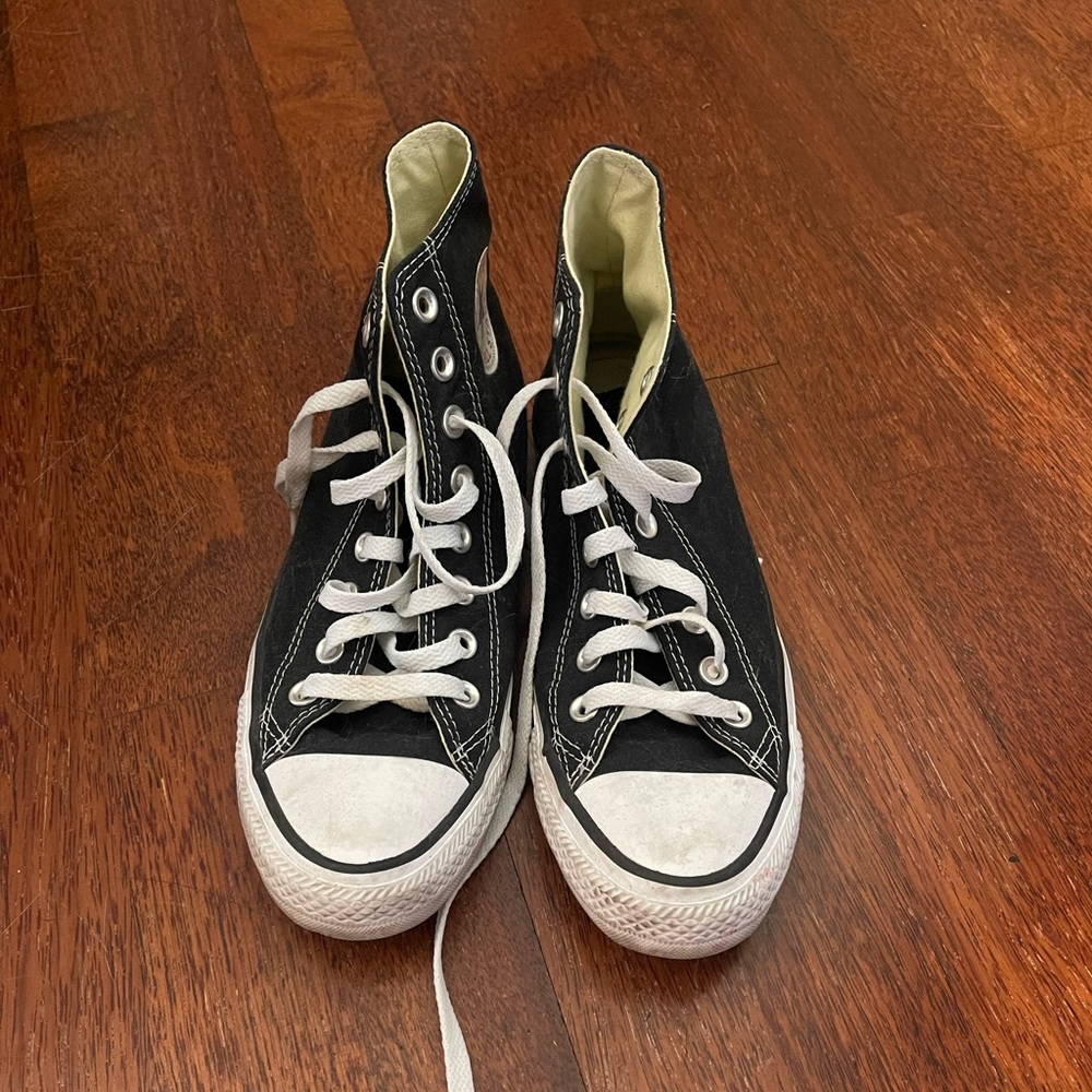BLACK UNISEX CONVERSE HIGHTOPS